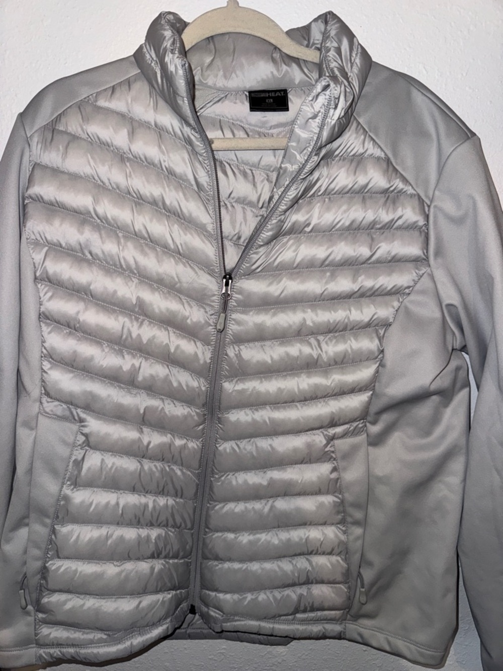 32 Degrees Light Gray Quilted Hybrid Puffer Jacket